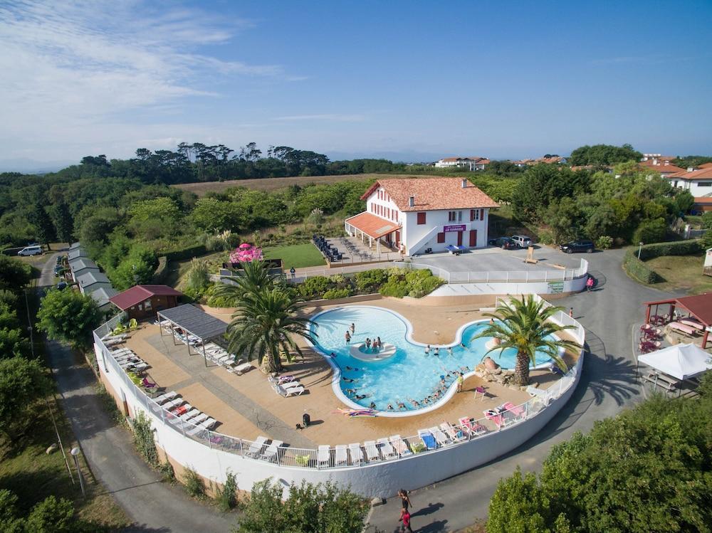Camping Sunissim Erreka By Locatour Hotel Bidart Exterior photo