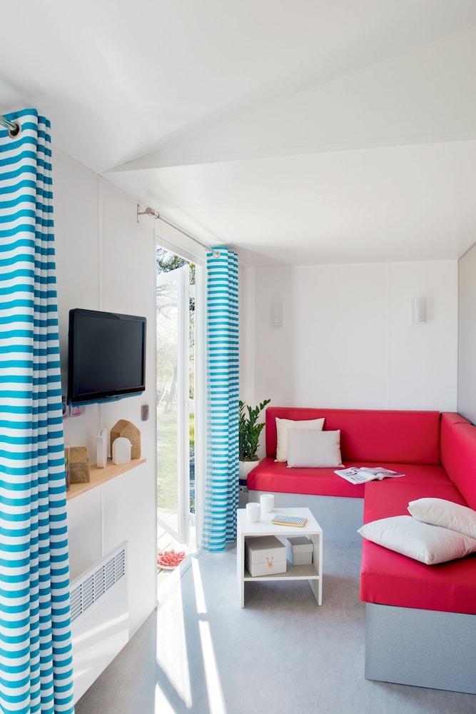 Camping Sunissim Erreka By Locatour Hotel Bidart Exterior photo